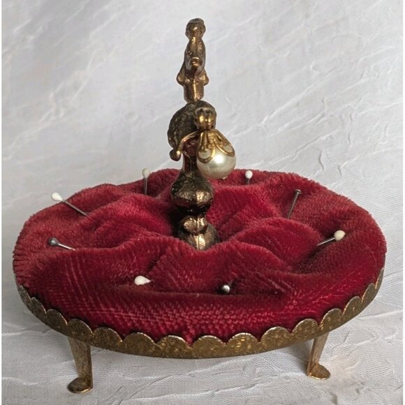 French Poodle Pin Cushion Pearl Gold Trinket Red Velvet Dog Jewelry Dish 60s Vtg - Picture 7 of 16